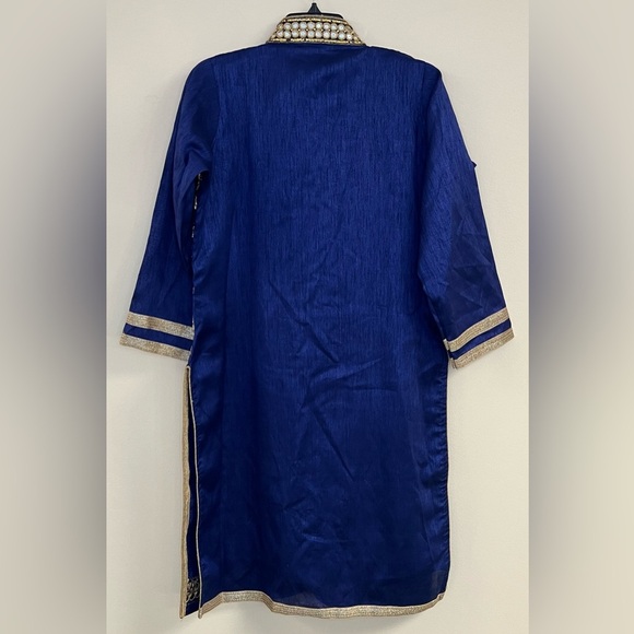 Elegant Blue and Gold Embroidered Jacket - Picture 9 of 9